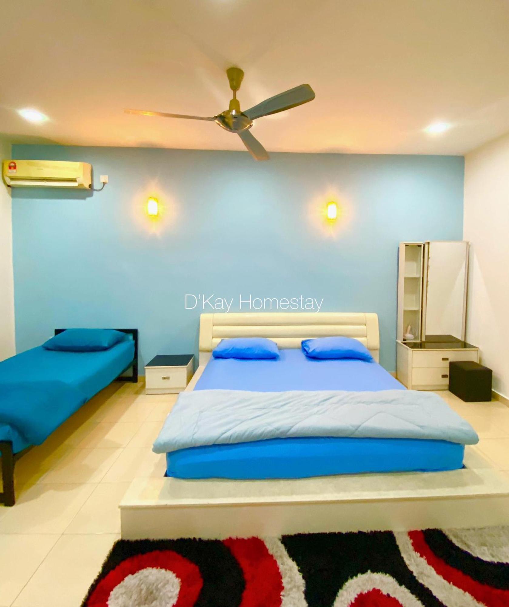 4 Bedrooms Homestay, Fully Aircond In Sendayan By D'Kay Homes I 10-15 Pax Seremban Zewnętrze zdjęcie