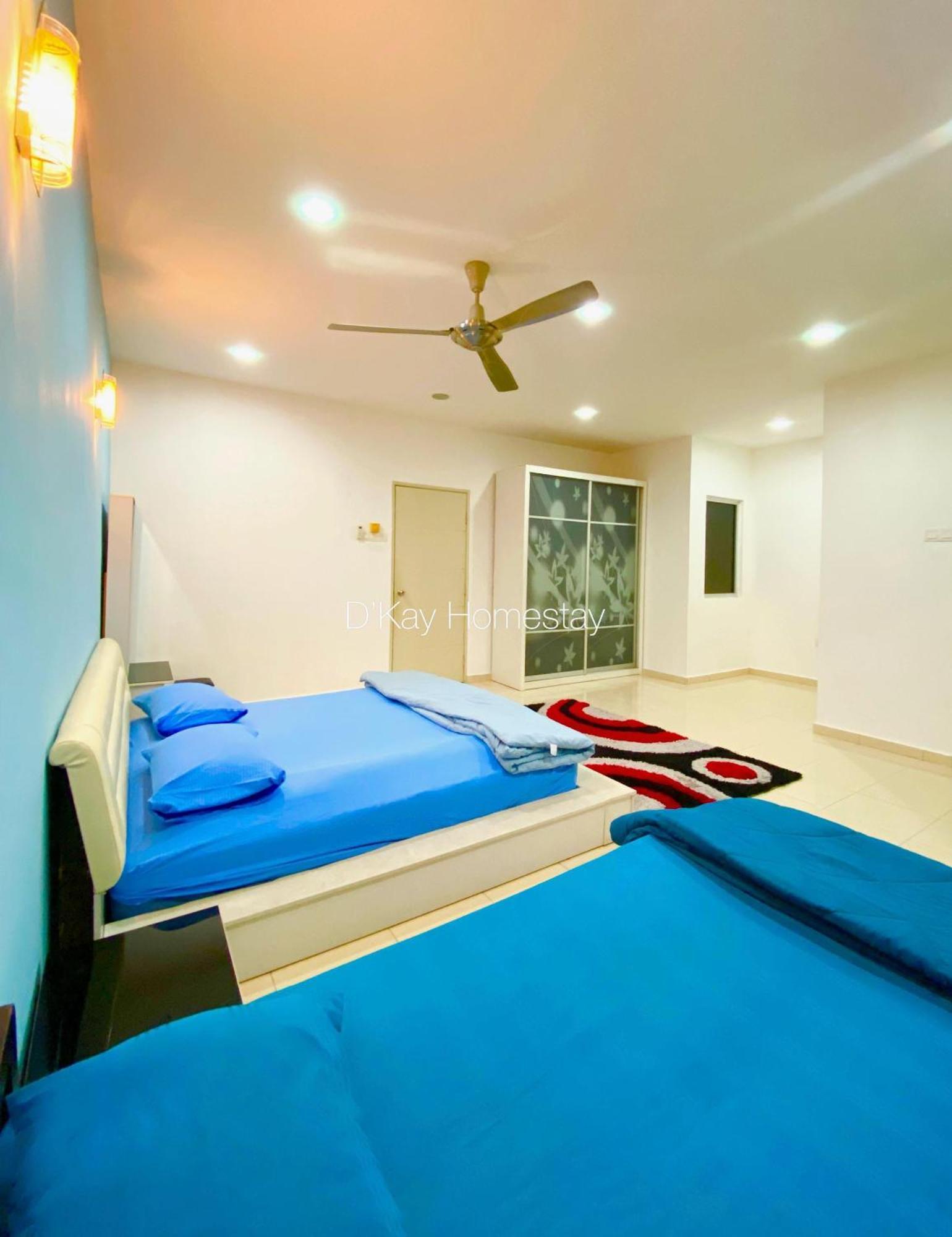 4 Bedrooms Homestay, Fully Aircond In Sendayan By D'Kay Homes I 10-15 Pax Seremban Zewnętrze zdjęcie
