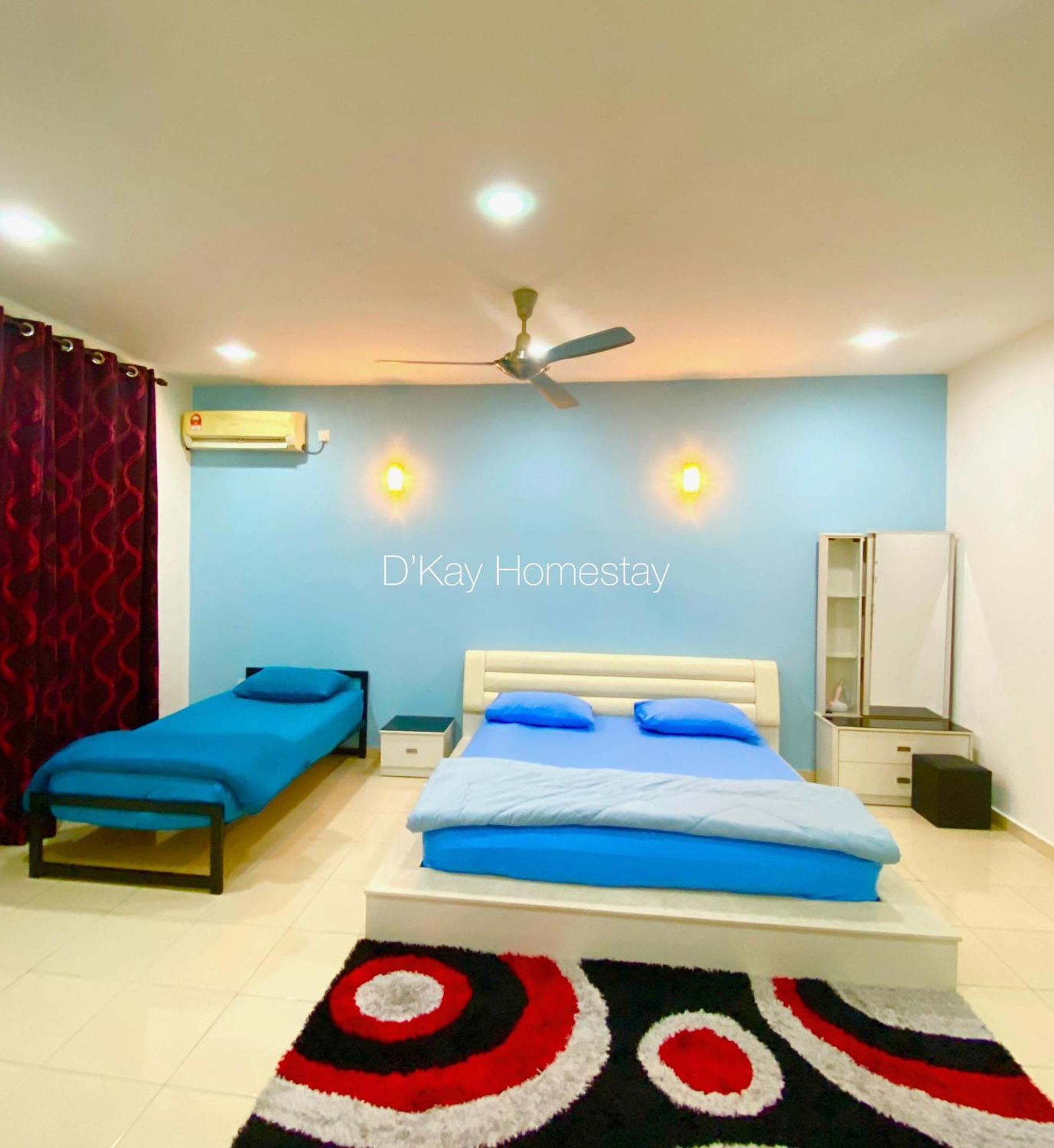 4 Bedrooms Homestay, Fully Aircond In Sendayan By D'Kay Homes I 10-15 Pax Seremban Zewnętrze zdjęcie
